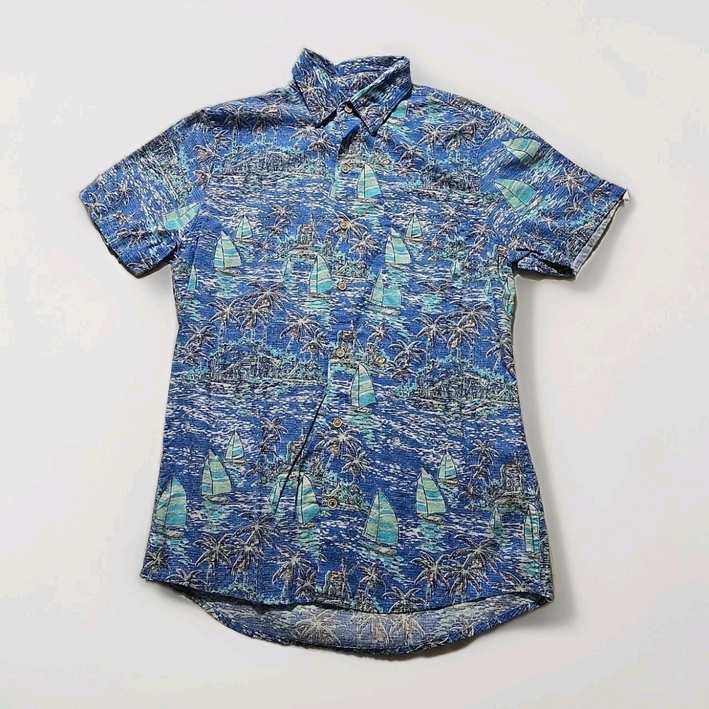 IZOD Saltwater Mens Medium Short Sleeve Sailboat Cotton Button Down Shirt